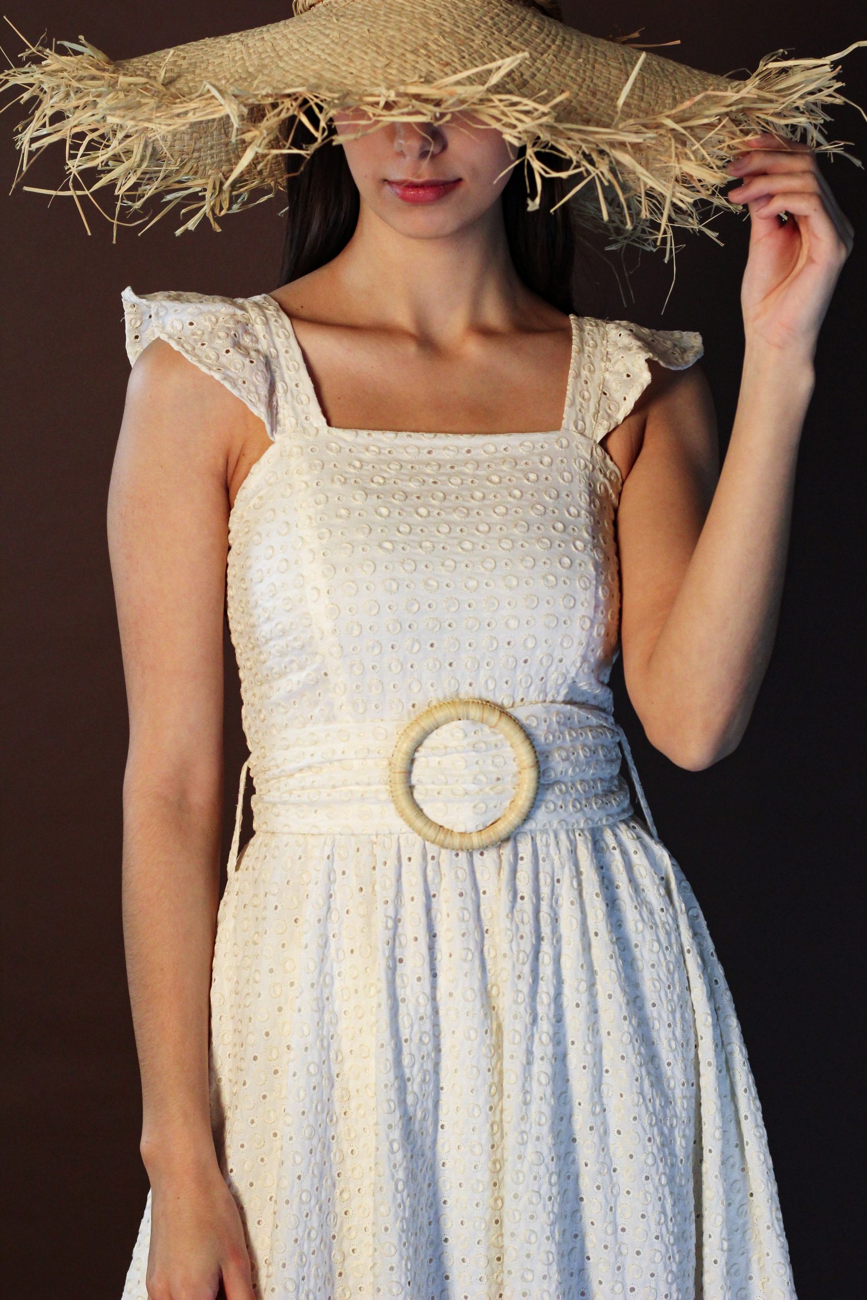 Vestido pérola com cinto